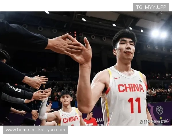 余嘉豪护框作用未达预期 移动速度面对快攻吃力 余嘉豪护框作用未达预期 移动速度面对快攻吃力